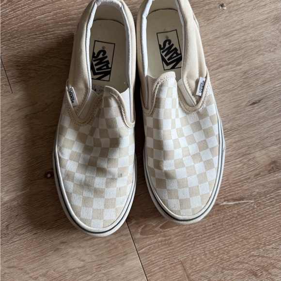 Vans Checkerboard Slip-On Sneakers – Beige/Cream